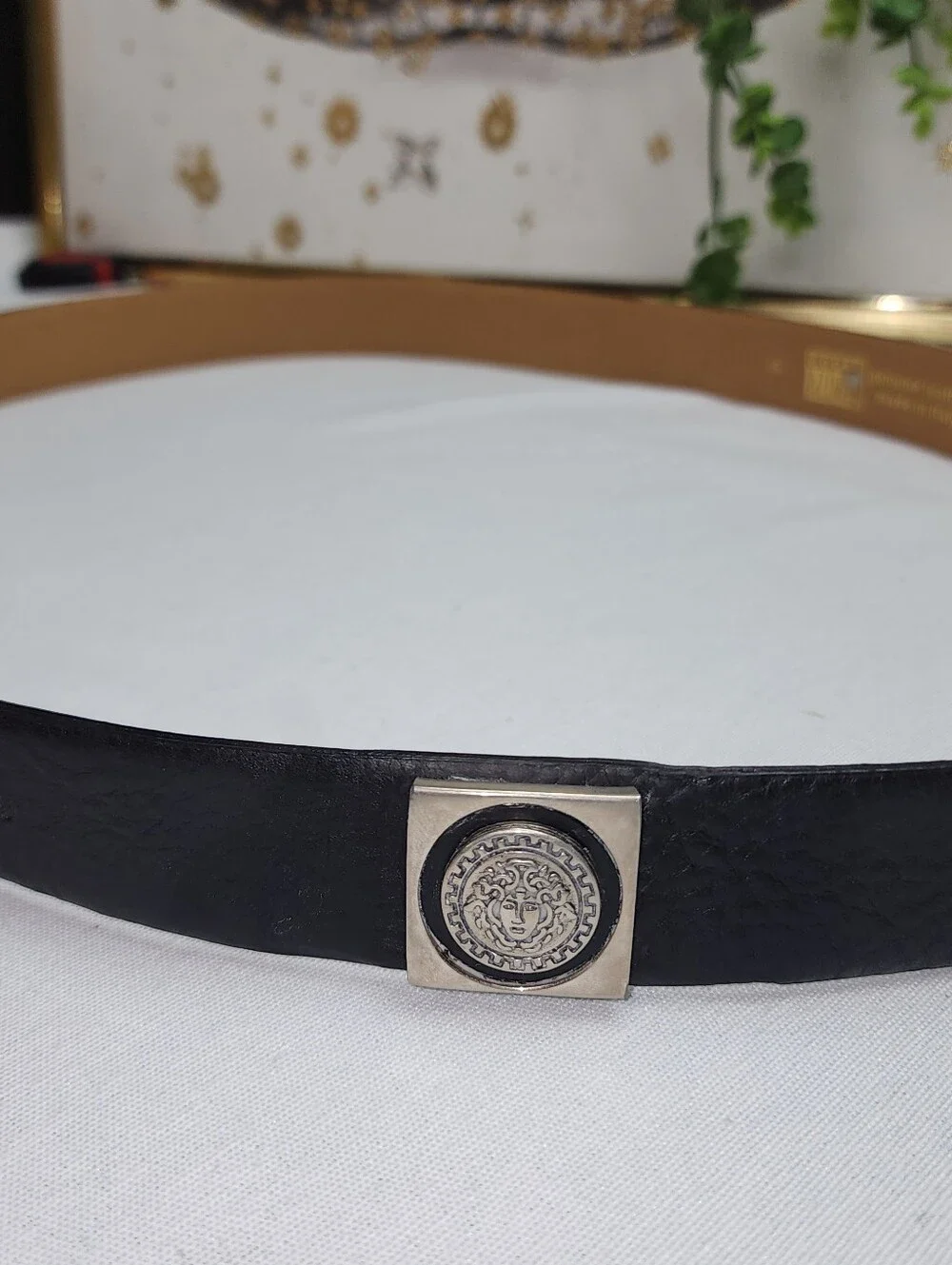 Code Azure Made in Italy Leather Medusa Belt Excellent Condition
